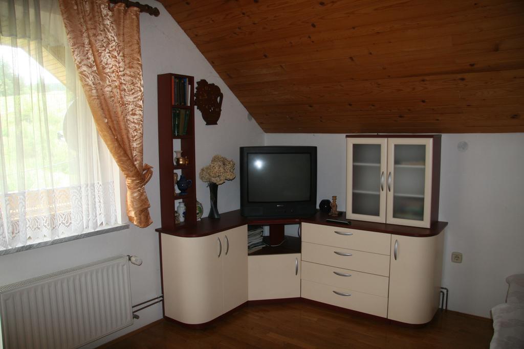 Guest House Kveder Škofja Loka Zimmer foto